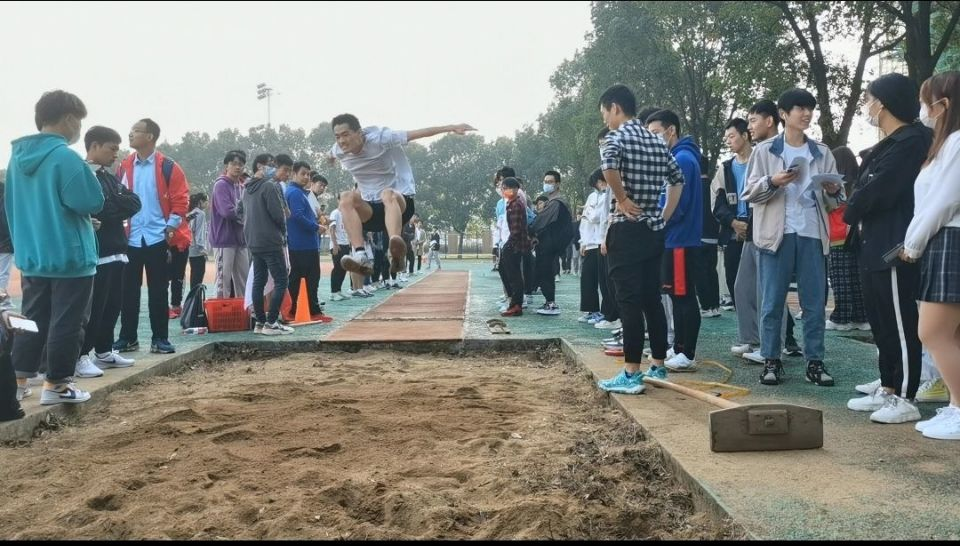 名次:徐航第一名
